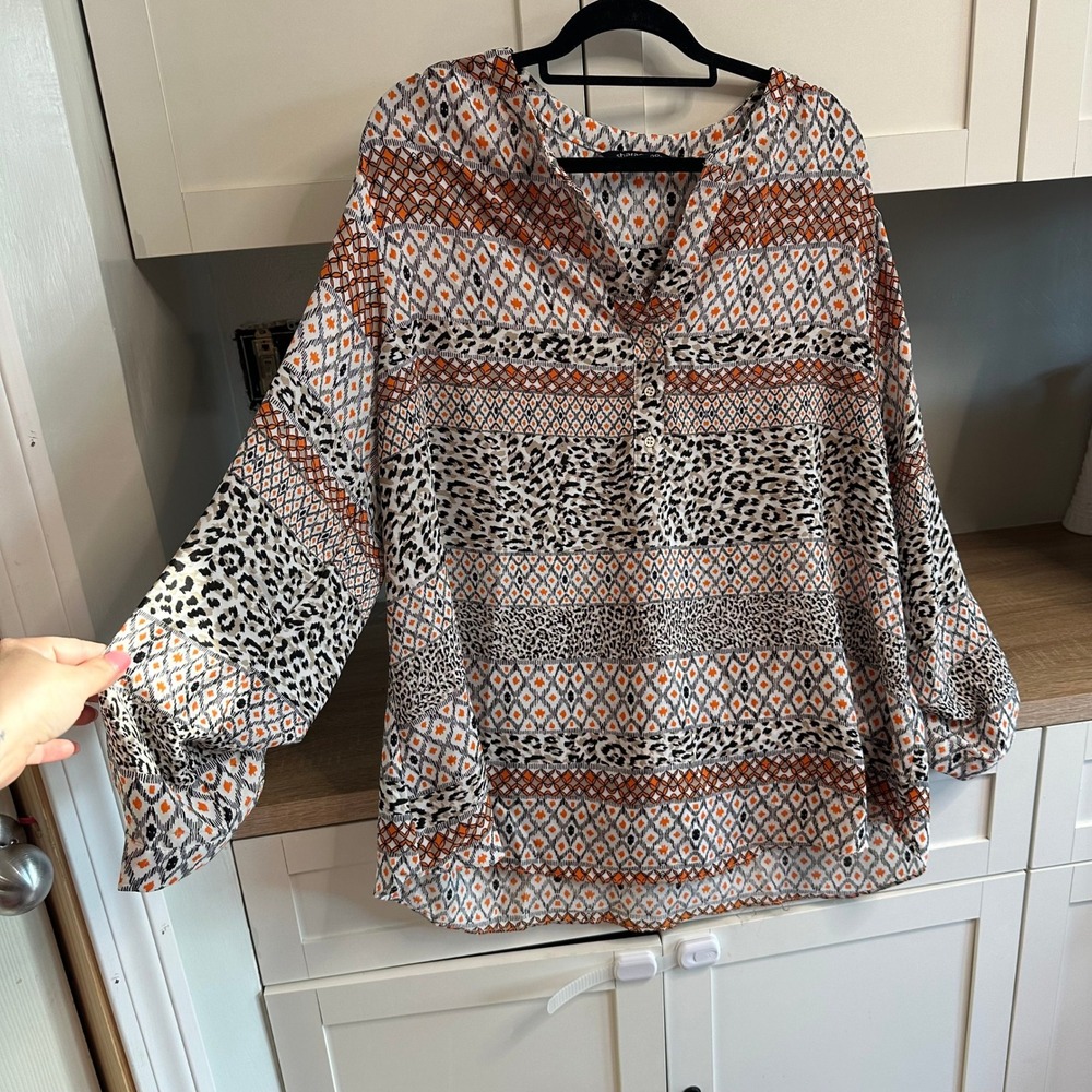 Sharagano Mixed Animal Print Blouse Women's 2X Orange Sheer Mob‎ Wife Flowy Chic